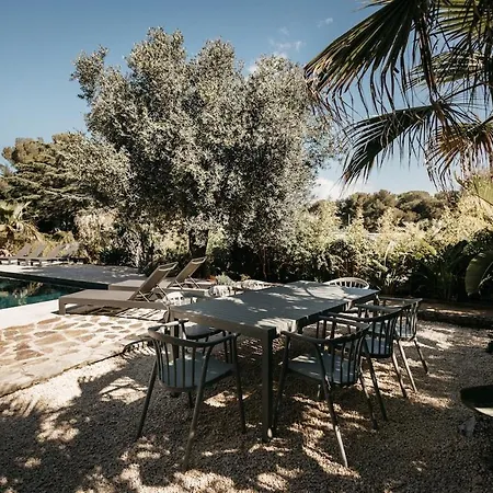 Spacious With Pool Close To The Beaches Vila Saint-Raphaël